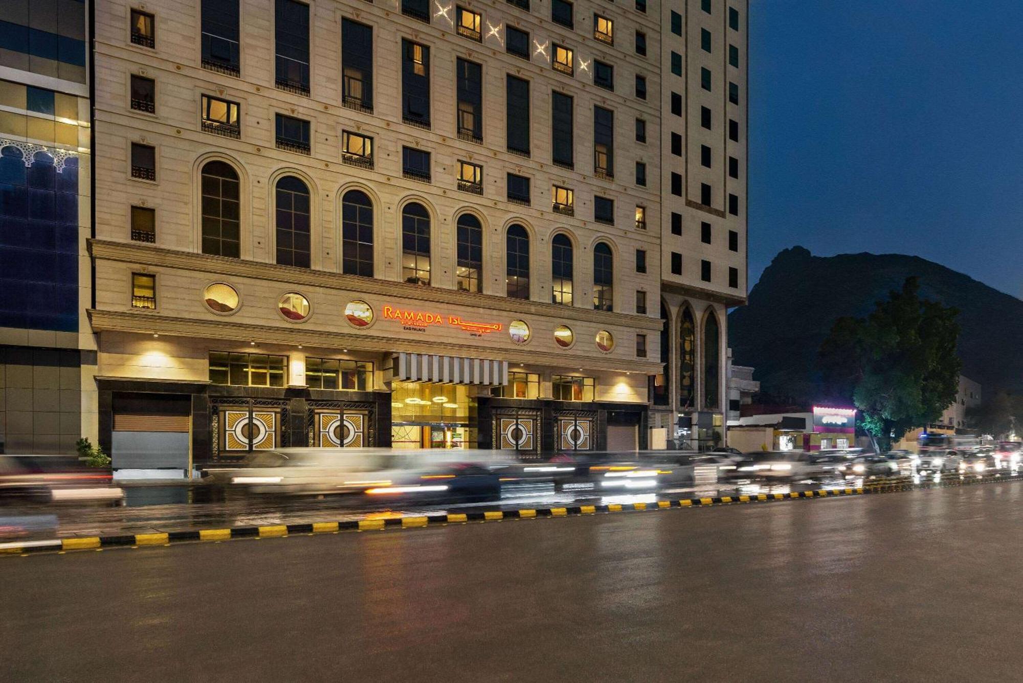 Ramada By Wyndham Makkah Zad Al Rawda فندق 4*
