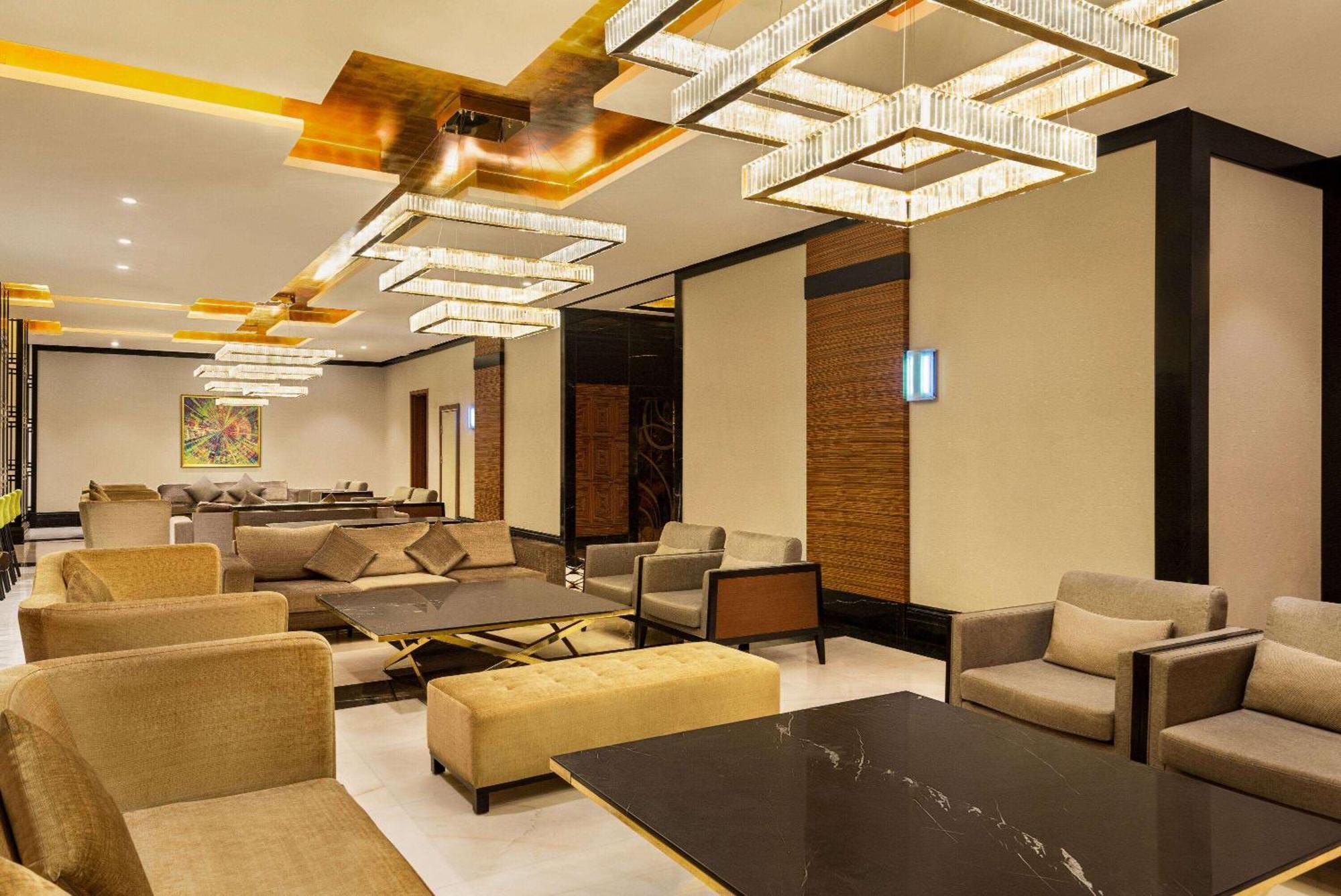 Ramada By Wyndham Makkah Zad Al Rawda فندق