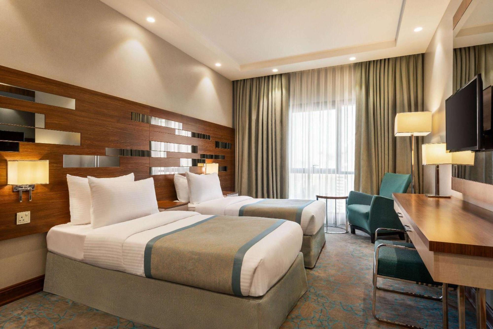 Ramada By Wyndham Makkah Zad Al Rawda فندق 4*